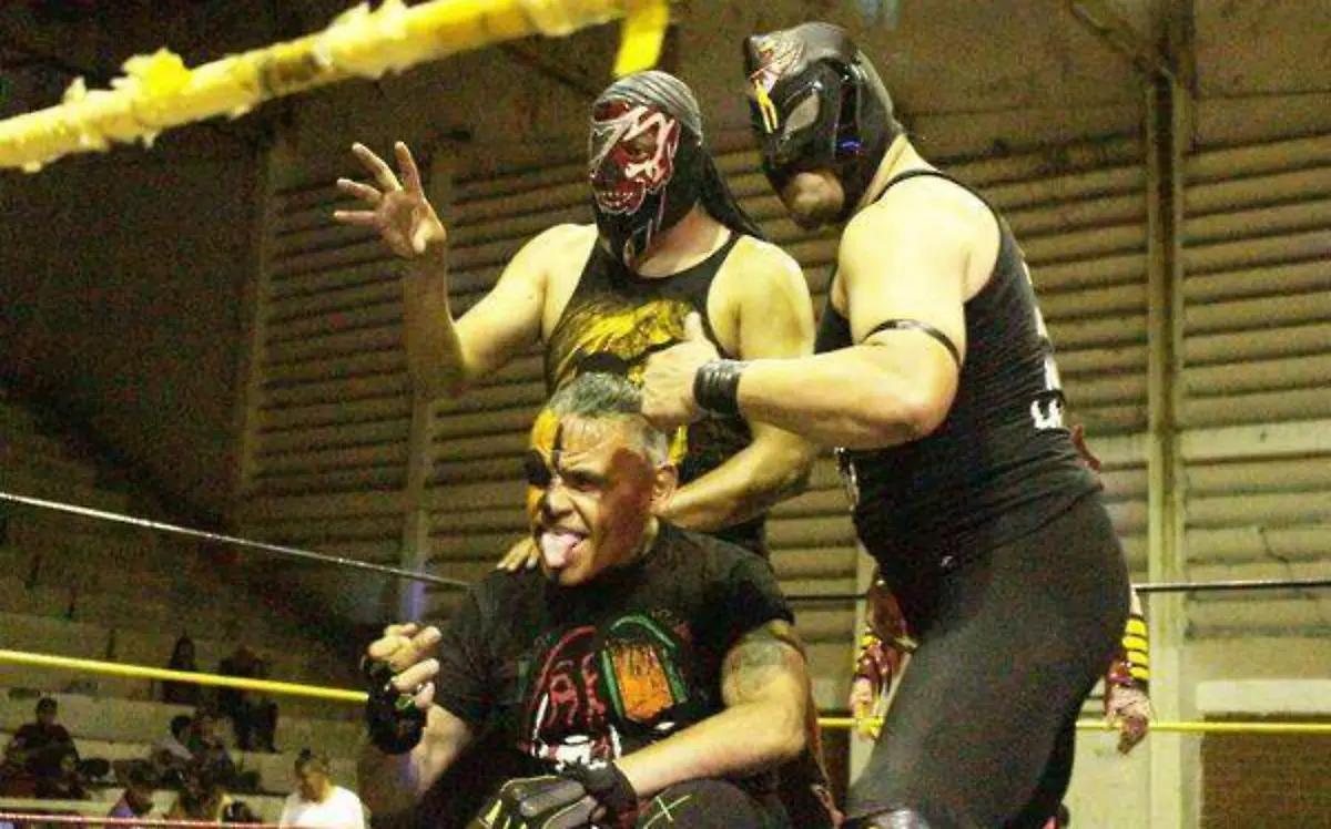 Organiza el Ayuntamiento de Cuautla una función de lucha libre para los niños- Cortesía